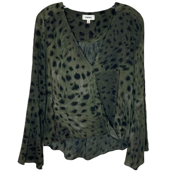 L'AGENCE Olive Leopard Print Blouse - Picture 3 of 16